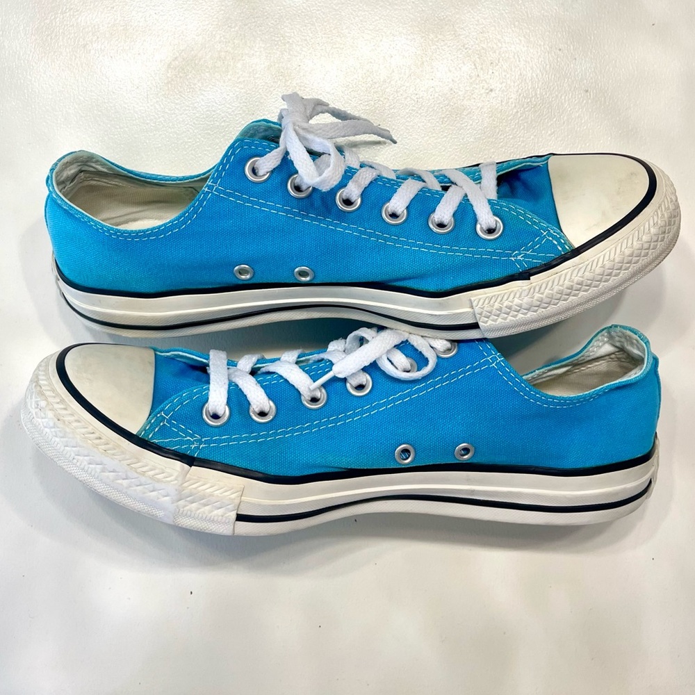 Converse Chunk Taylor All Star Canvas Size Women 10 Men 8 Blue Unisex Low Top